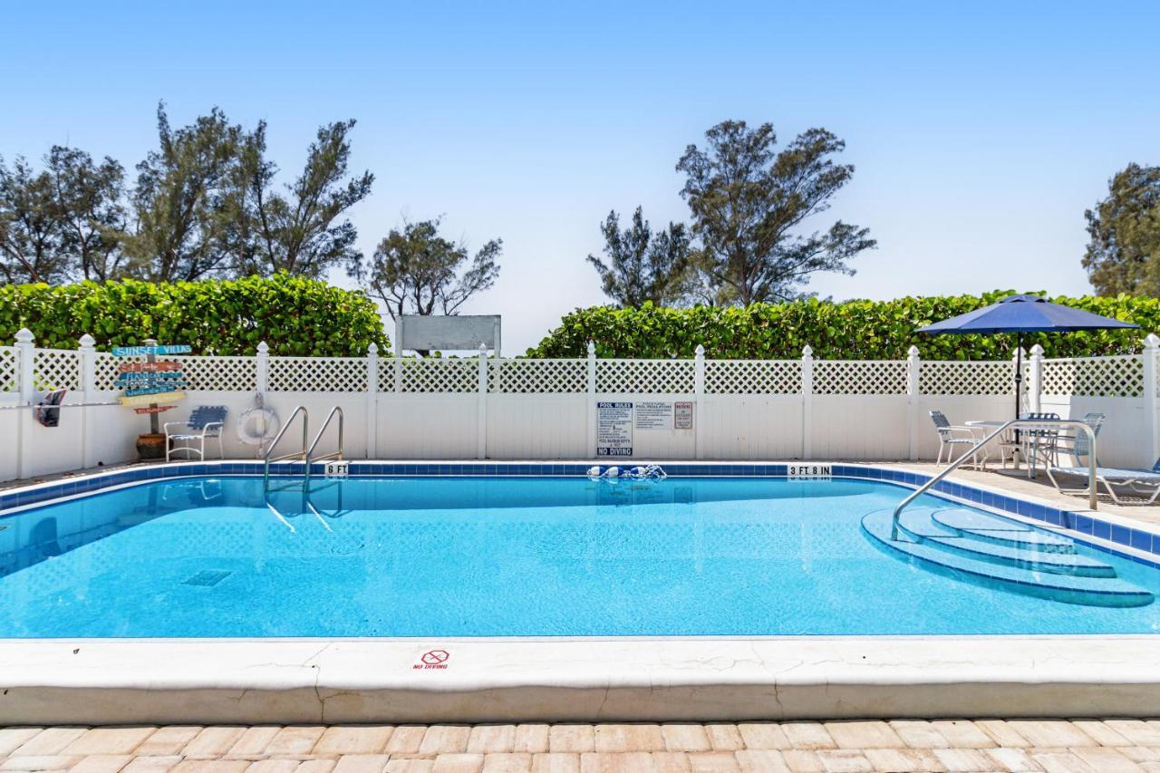 Sunset Villa 2 布雷登顿海滩 外观 照片